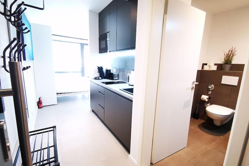 Hh 03 By Rockchair - Superhost Status - Modernes Apartment Mit Sonnigem Balkon & Premium Boxspringbetten In Winterhude - Hamburg Top Geheimtipp المظهر الخارجي الصورة