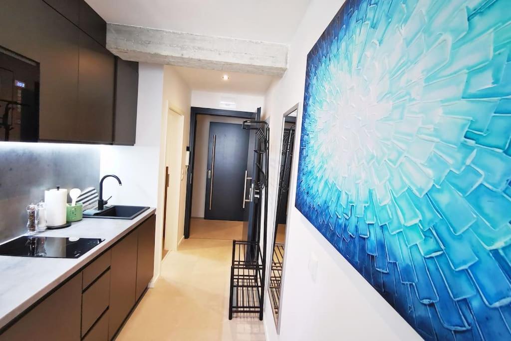 Hh 03 By Rockchair - Superhost Status - Modernes Apartment Mit Sonnigem Balkon & Premium Boxspringbetten In Winterhude - Hamburg Top Geheimtipp المظهر الخارجي الصورة