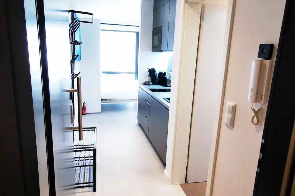 Hh 03 By Rockchair - Superhost Status - Modernes Apartment Mit Sonnigem Balkon & Premium Boxspringbetten In Winterhude - Hamburg Top Geheimtipp المظهر الخارجي الصورة