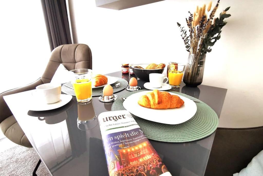 Hh 03 By Rockchair - Superhost Status - Modernes Apartment Mit Sonnigem Balkon & Premium Boxspringbetten In Winterhude - Hamburg Top Geheimtipp المظهر الخارجي الصورة