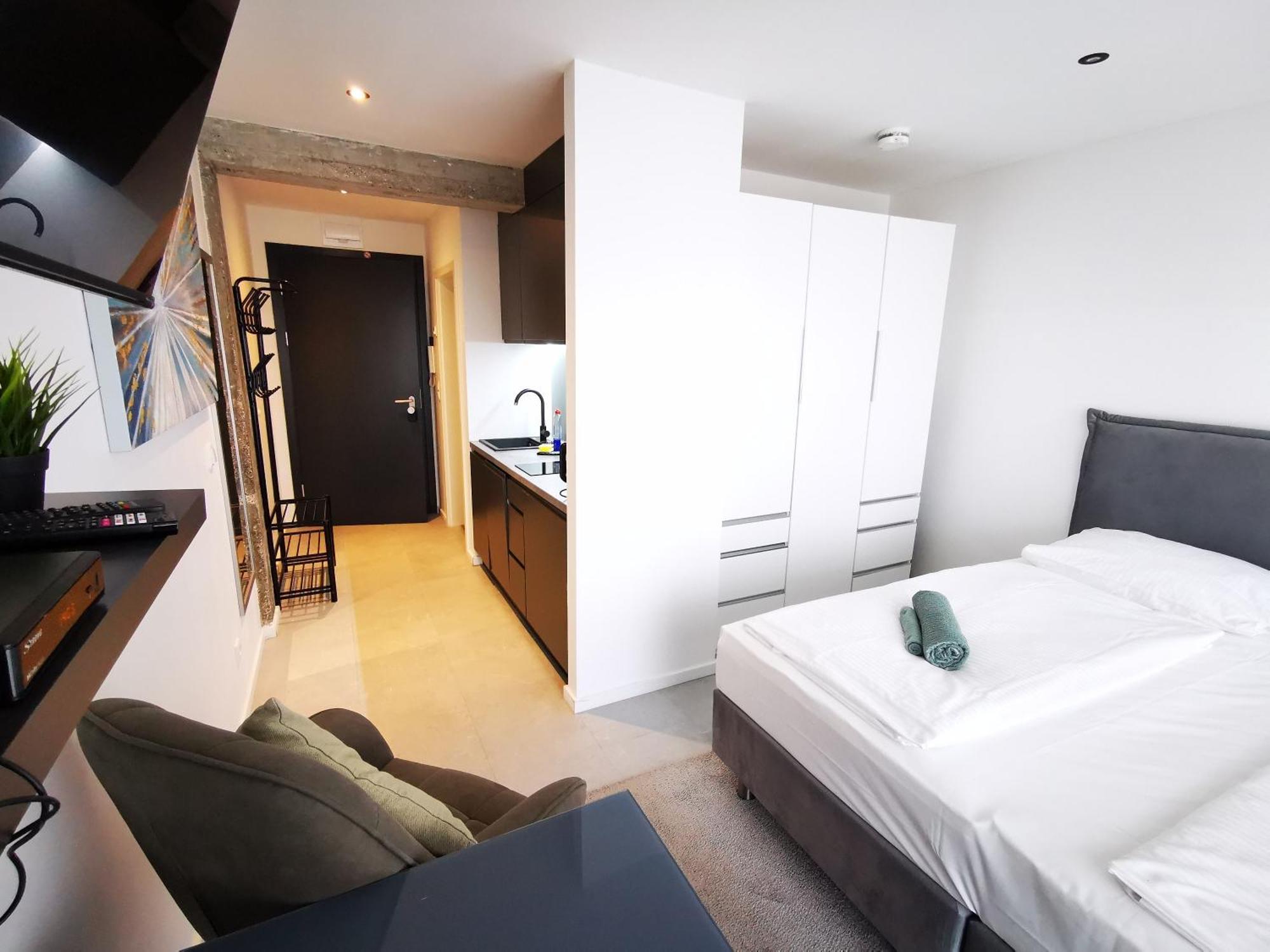 Hh 03 By Rockchair - Superhost Status - Modernes Apartment Mit Sonnigem Balkon & Premium Boxspringbetten In Winterhude - Hamburg Top Geheimtipp المظهر الخارجي الصورة